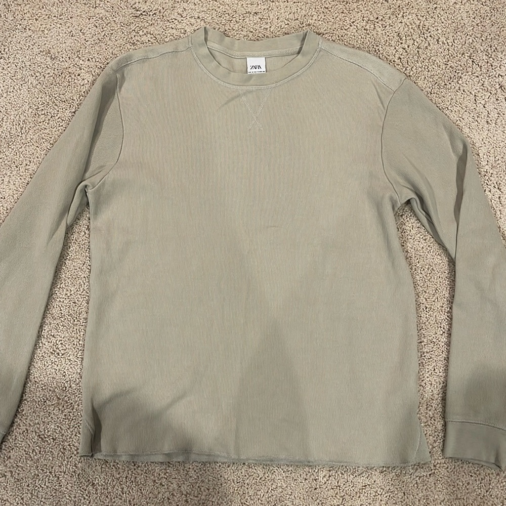 Zara Shirt/Sweater